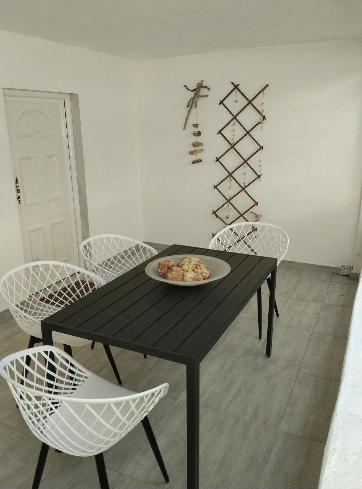 Villa Θαλασσινή Αυρα à Vrasná Extérieur photo